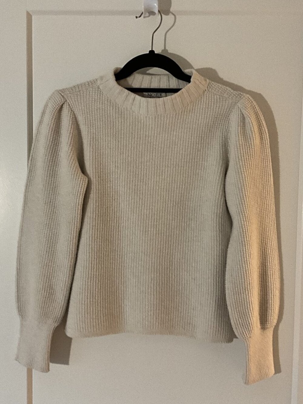 Nic + Zoe cream color sweater size M